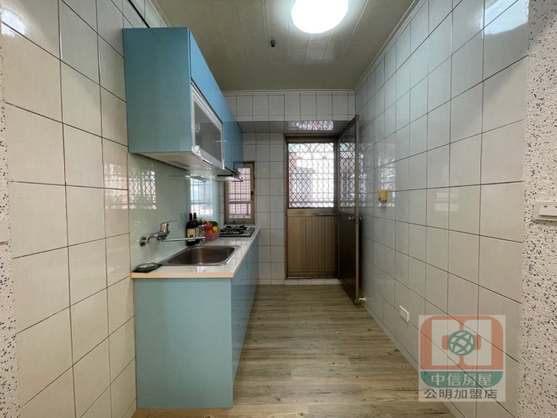 嘉義市東區嘉義高工3房華廈  全新整理附機械車位