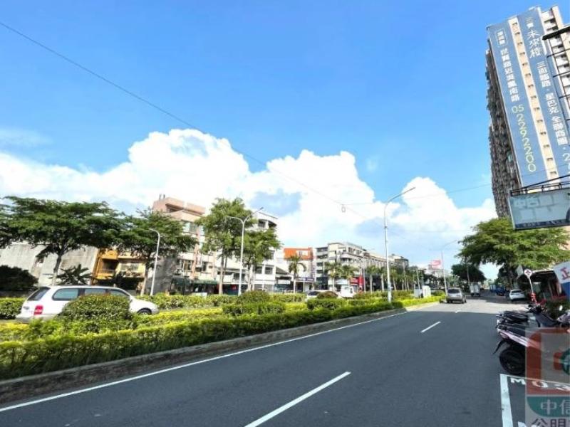 嘉義市東區彌陀路透天金店面 學區商圈大馬路邊