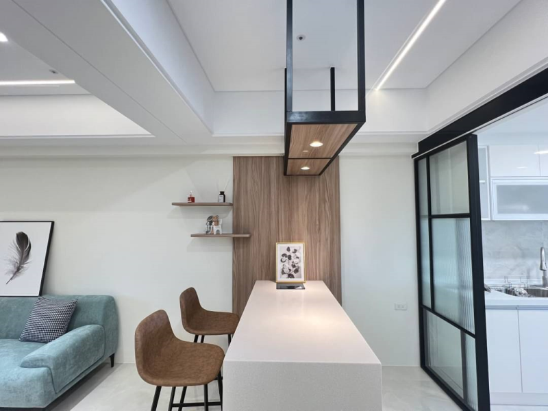 嘉義市西區英統金鑽車位美三房  一層兩戶24小時管理