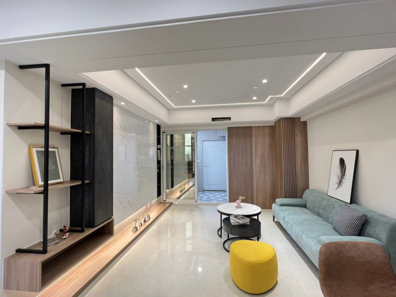 嘉義市西區英統金鑽車位美三房  一層兩戶24小時管理