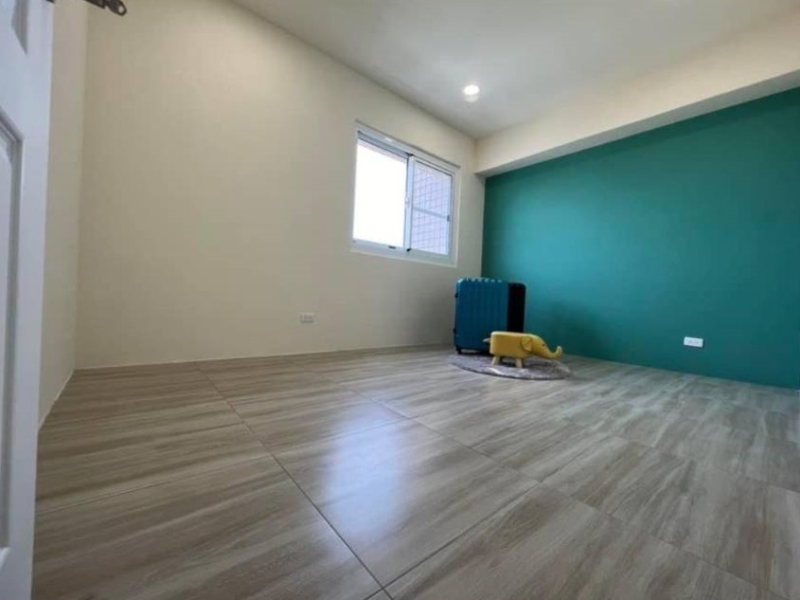 嘉義市東區耐斯商圈宏都宏都美3房 生活機能優越