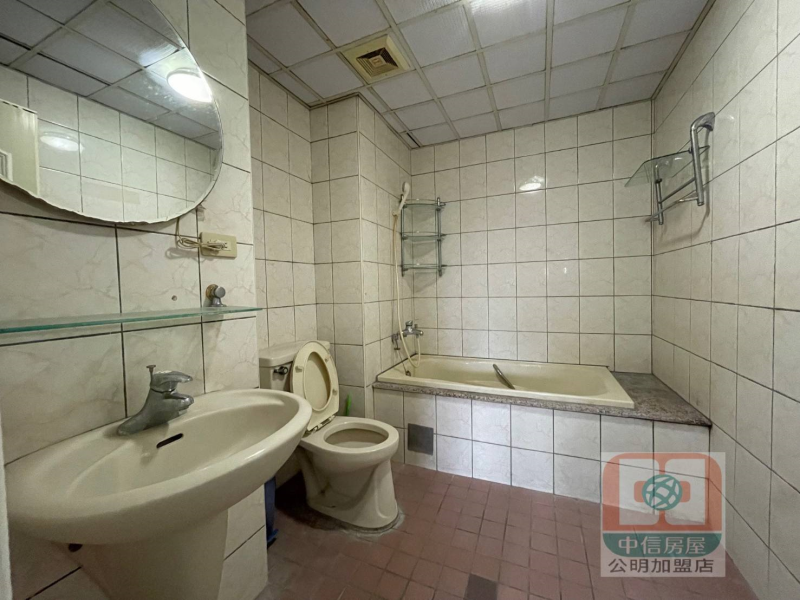 嘉義市後庄溪興街大面寬樓店 適工作室補教美髮沙龍