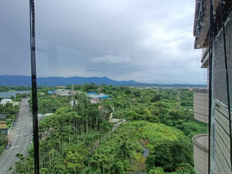 嘉義市東區蘭潭DC景觀美套房  大雅路商圈生活機能佳