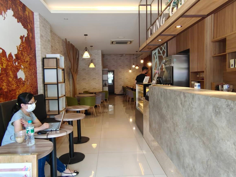 嘉義縣大林運動公園收租透天店面 地點漂亮屋齡新穎