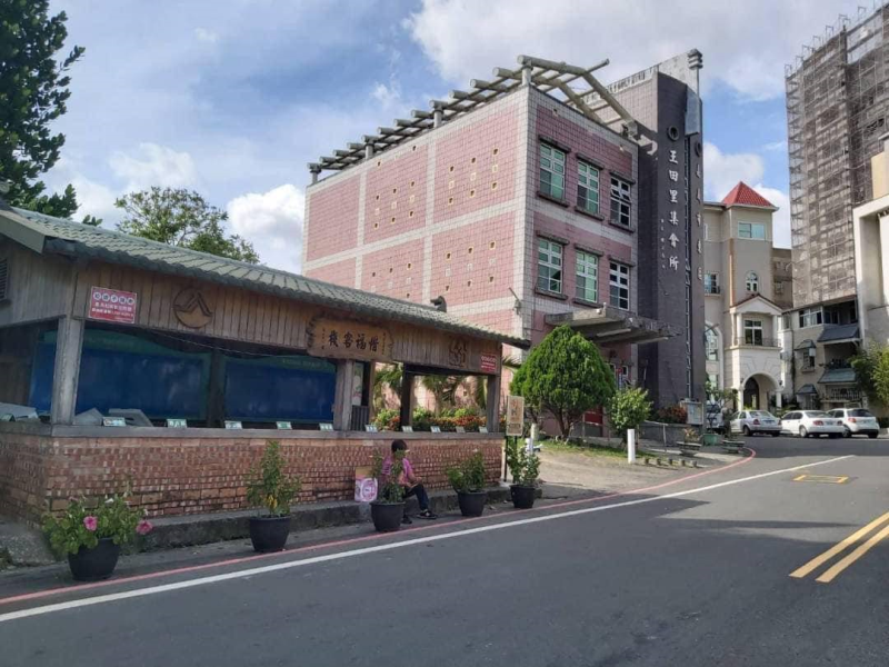 嘉義市東區嘉義公園電梯雙車別墅-預售