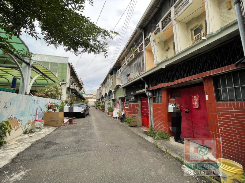 嘉義市興嘉公園透天 近學區商圈只要公寓價