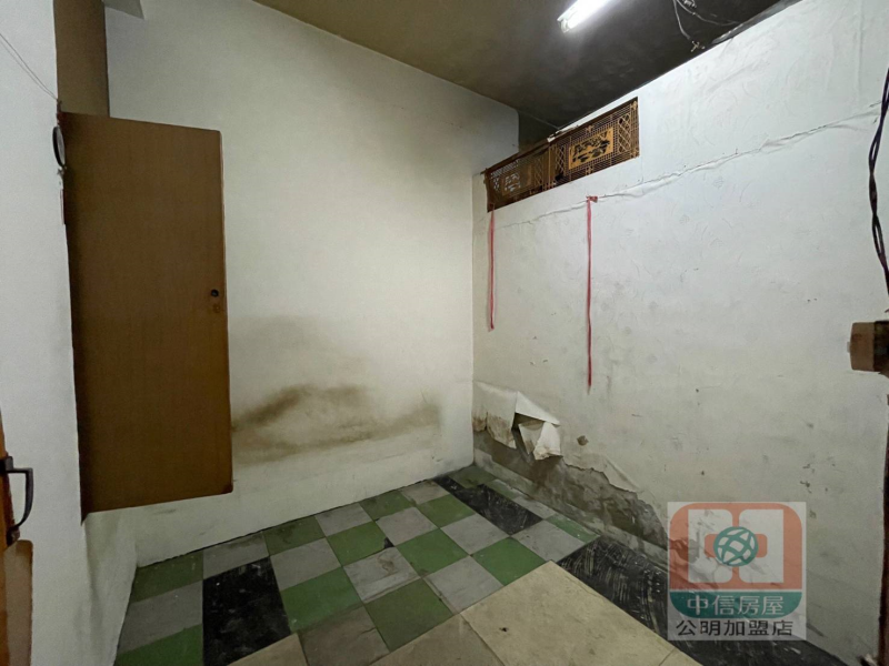 嘉義市興嘉公園透天 近學區商圈只要公寓價