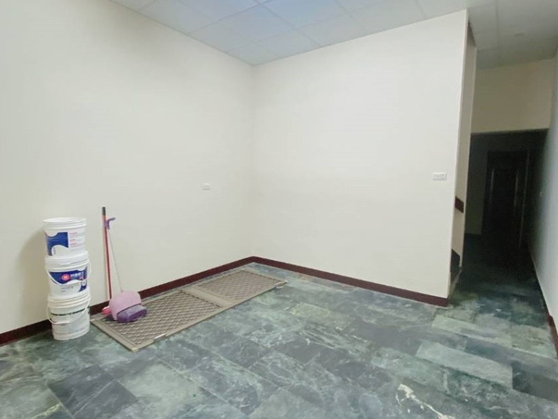 嘉義市玉山路(*)郵政總局透天店住(*)   可當公司行號租售皆可