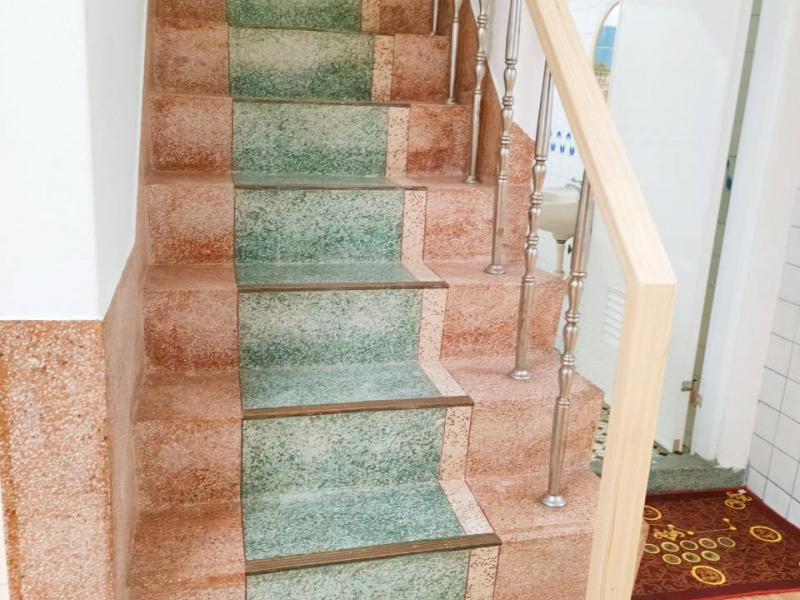 嘉義大學民雄校區「雙孝親房透天」😁   全新整理大面寬好停車