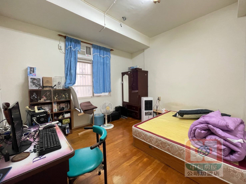 嘉義市東區大業國中透天 近寶雅7-11生活機能佳