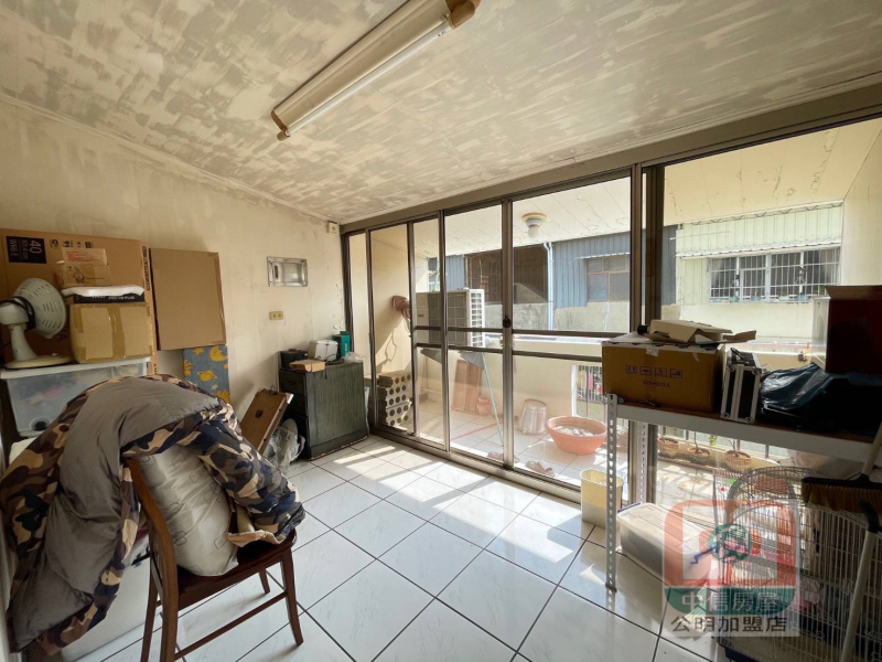 嘉義市東區大業國中透天 近寶雅7-11生活機能佳