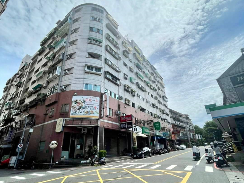 嘉義市東區文雅國小景觀2房 全新整理加雙車位