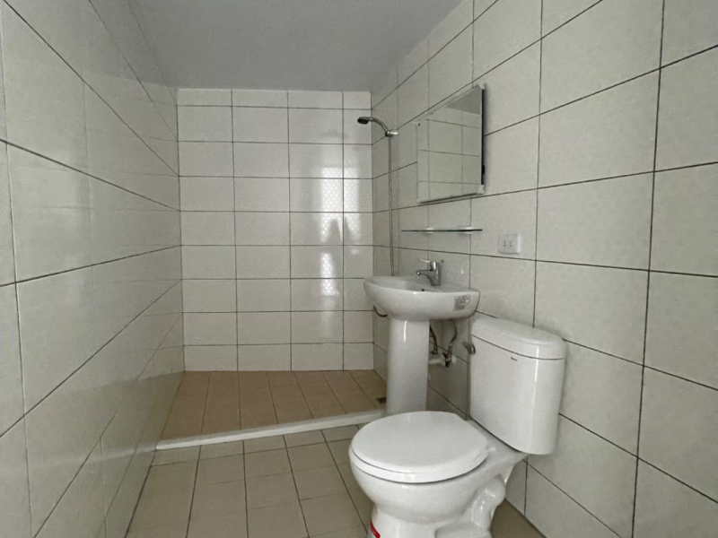 嘉義市西區🏠友孝路邊間透天店面  好停車近後火車站