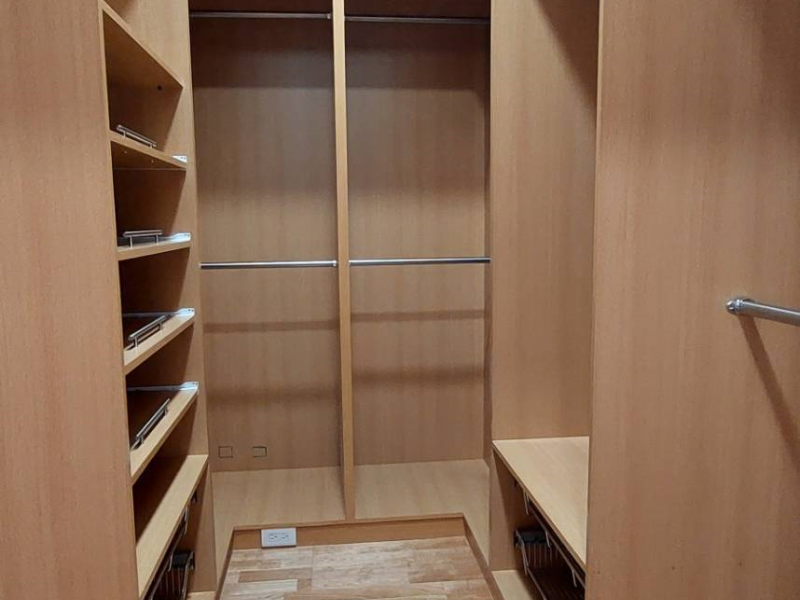 嘉義市東區北興國中美別墅 地段佳整層主臥雙車庫