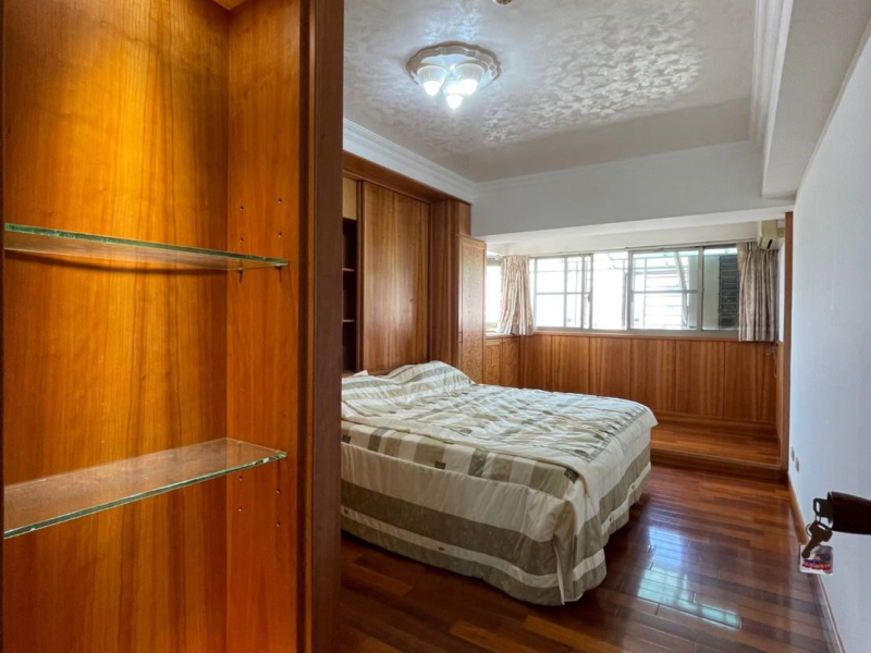 嘉義市南興公園 2房華廈+平面車位  一層2戶住戶單純