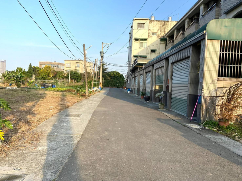 嘉義市西區大同路都計內美農地 有電自來水可接