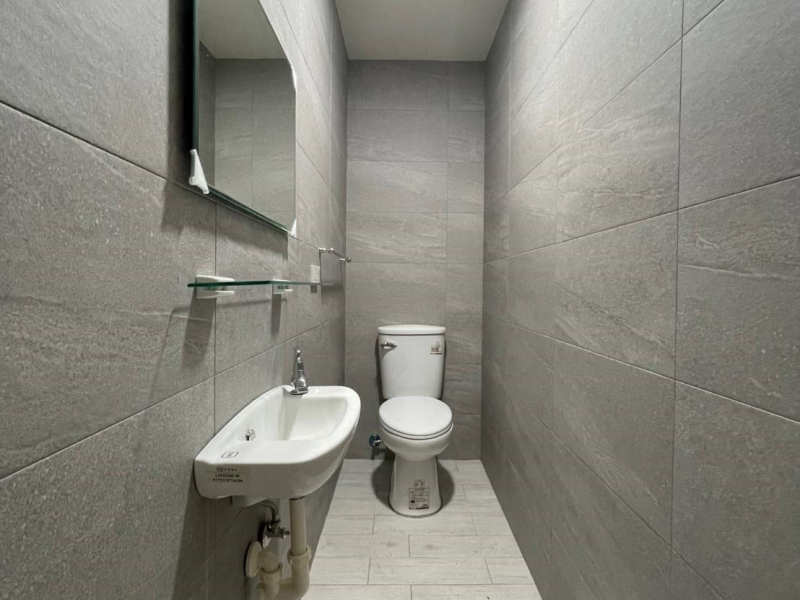 嘉義縣水上崎子頭透天店住  邊間三角窗採光極佳