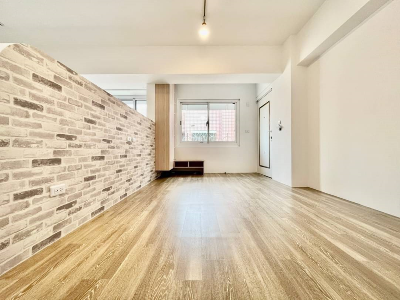 嘉義市西區友愛商圈3房有車位 一層2戶住戶單純