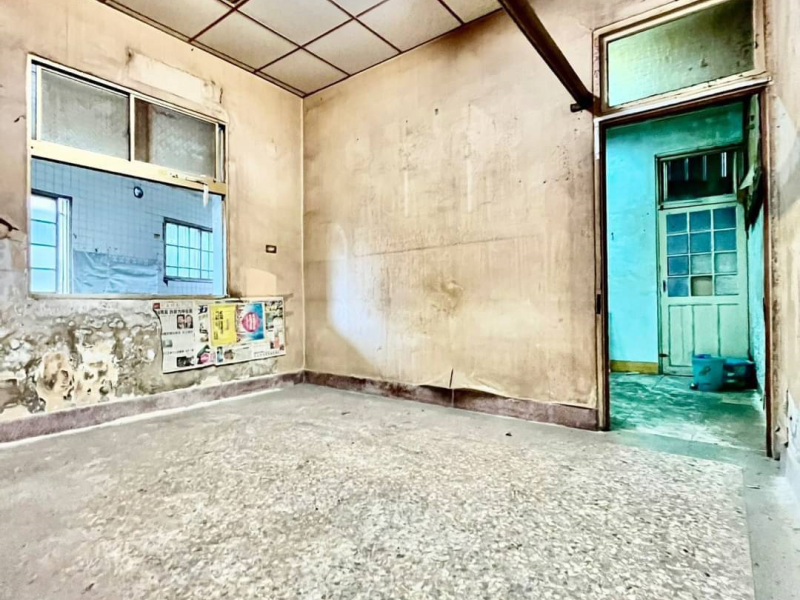 嘉義市⛱️新民路上三角窗黃金店面⛱️  設計圖及建照一起出售