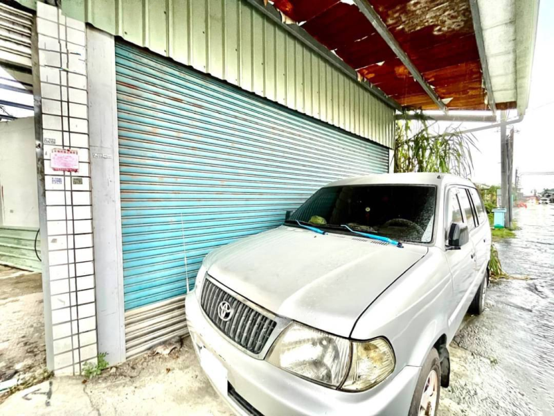 嘉義縣✨中埔石頭厝大店面✨  當店面自住都非常適合