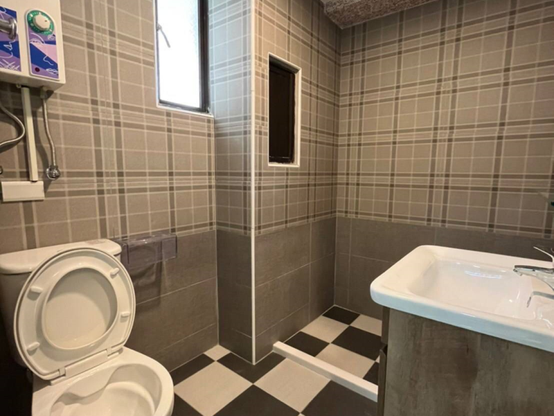 嘉義市西區友愛商圈美2房 全新整理浴室有對外窗