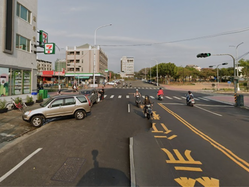 嘉義縣民雄🎉中正大學旁三角窗商業建地