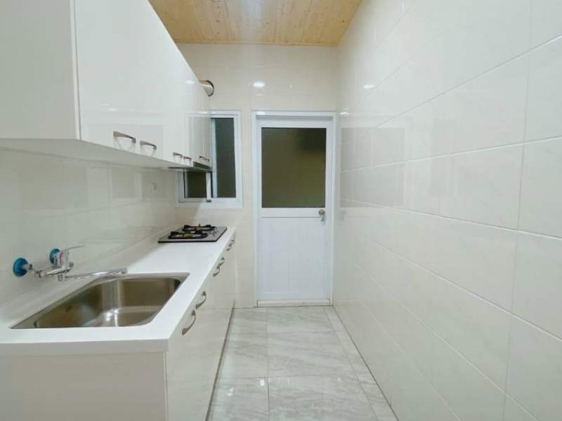 嘉義市經國商圈一樓住家 全新整理有中庭花園 