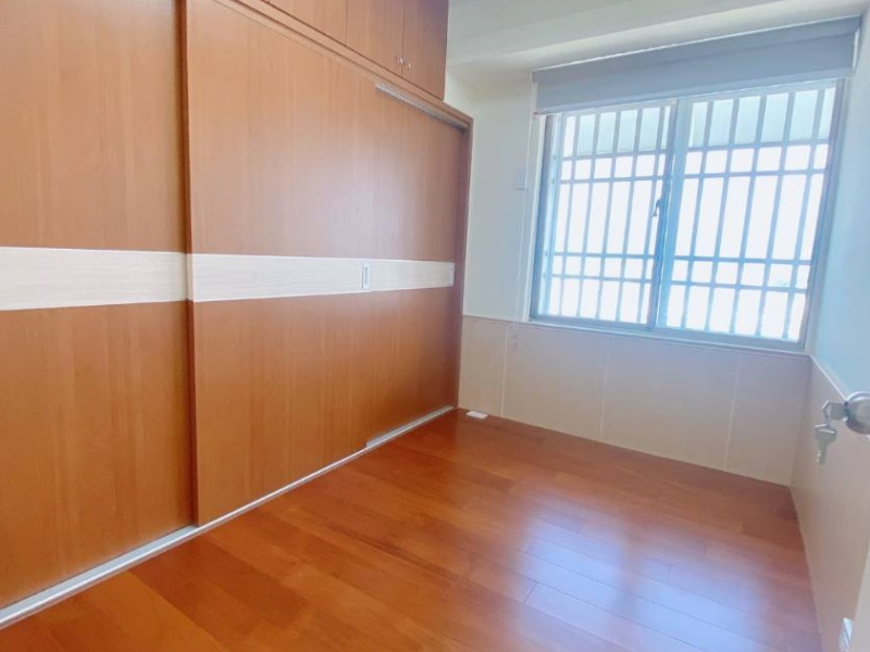 嘉義市西區友愛商圈美3房  家電跟傢俱全部都送