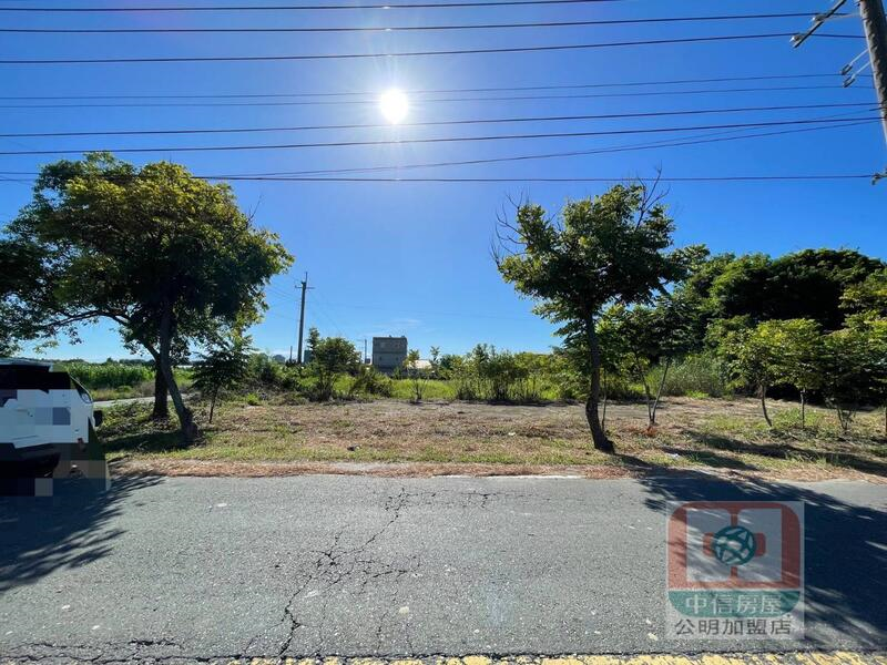 嘉義縣太保市高鐵站旁美建地 大面寬大路邊好規劃