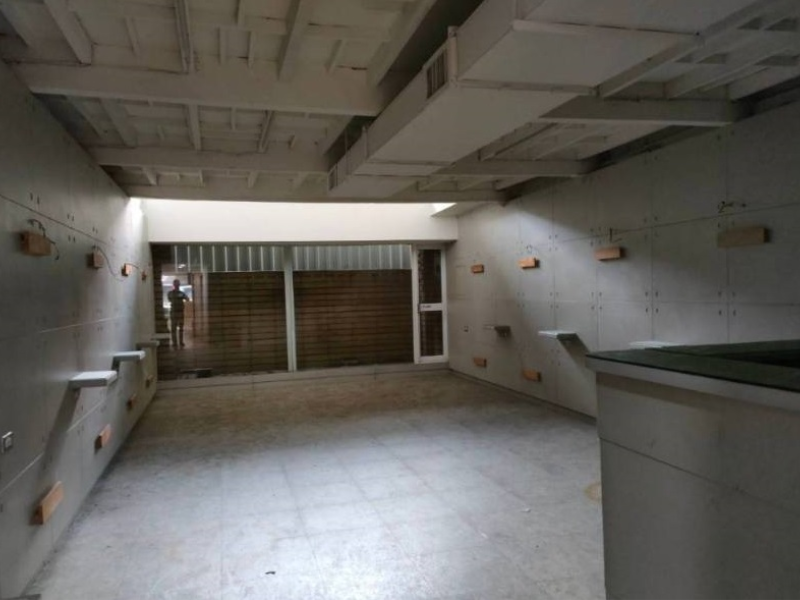 嘉義市正火車站漂亮鑽石店面  大馬路邊車潮人潮錢潮