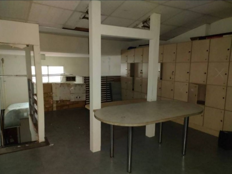 嘉義市正火車站漂亮鑽石店面  大馬路邊車潮人潮錢潮