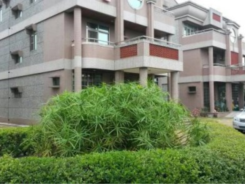 嘉義縣民雄中正大學農舍別墅 正大學路高級建材田園造景