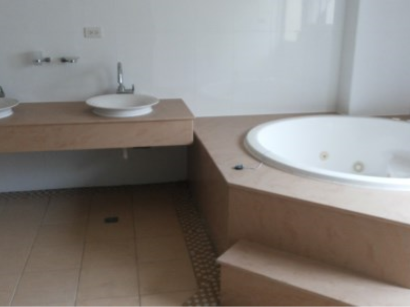 嘉義市東區博東路透天房屋 全新沒住過