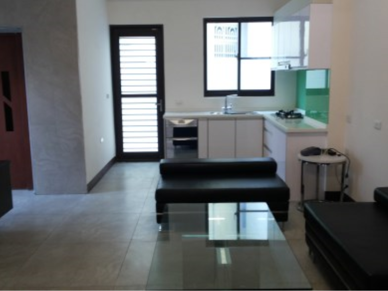 嘉義市西區大聖路透天大店面 整層主臥有電梯